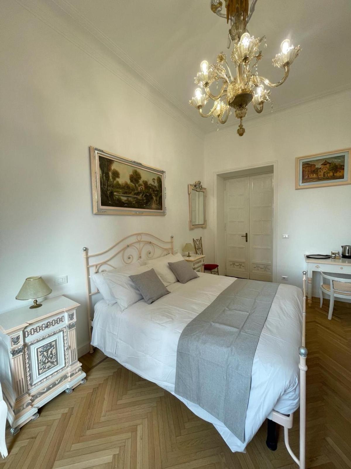 Superior Zimmer mit Kingsize-Bett